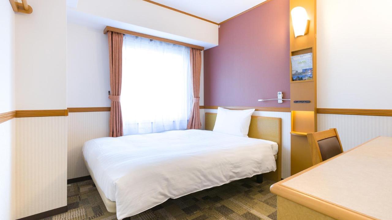 Toyoko Inn Tokyo Shinagawa-Eki Takanawa-Guchi Zewnętrze zdjęcie