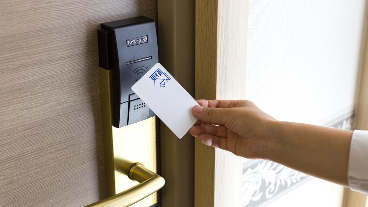 Toyoko Inn Tokyo Shinagawa-Eki Takanawa-Guchi Zewnętrze zdjęcie