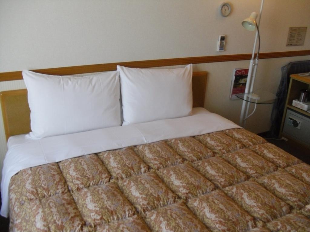 Toyoko Inn Tokyo Shinagawa-Eki Takanawa-Guchi Zewnętrze zdjęcie