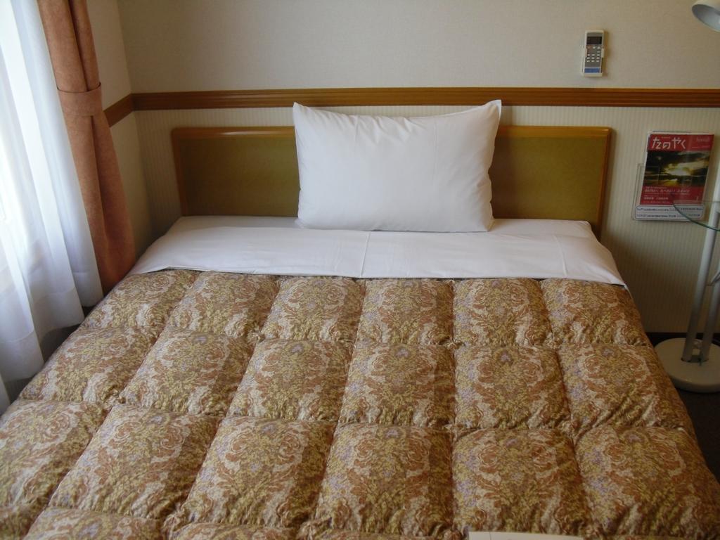 Toyoko Inn Tokyo Shinagawa-Eki Takanawa-Guchi Zewnętrze zdjęcie