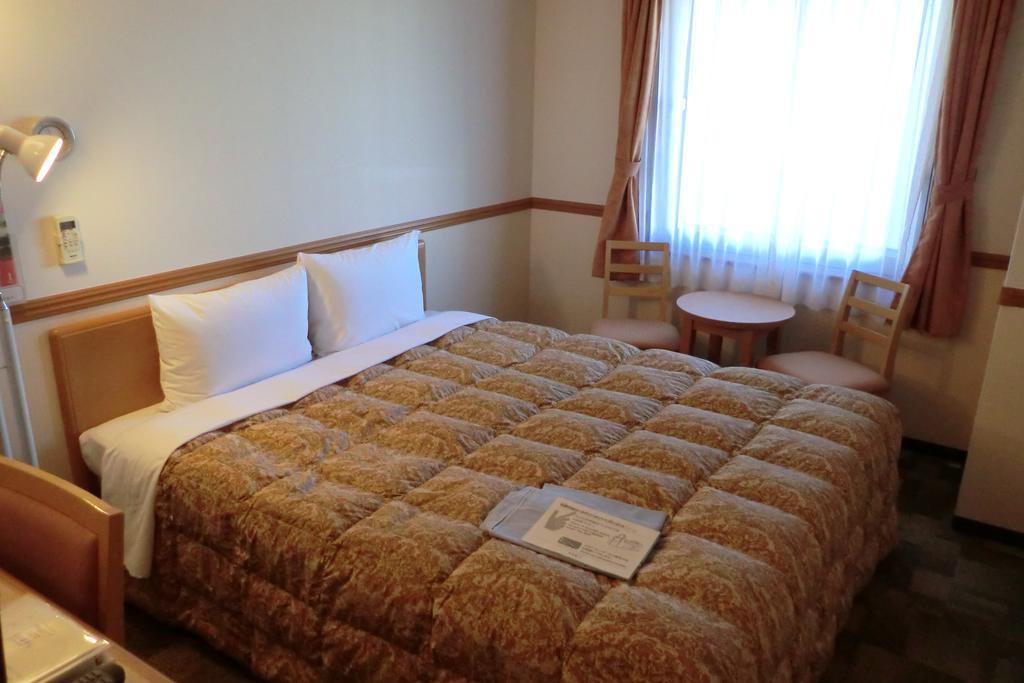 Toyoko Inn Tokyo Shinagawa-Eki Takanawa-Guchi Zewnętrze zdjęcie