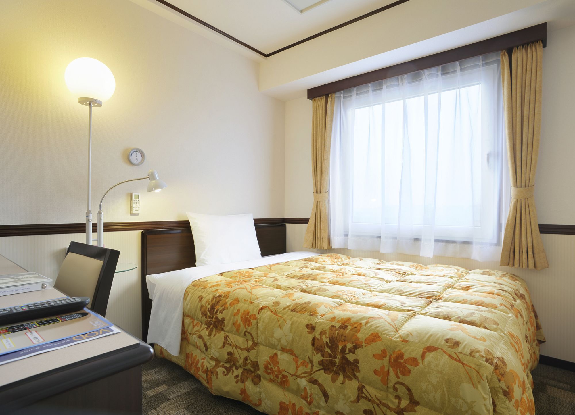 Toyoko Inn Tokyo Shinagawa-Eki Takanawa-Guchi Zewnętrze zdjęcie