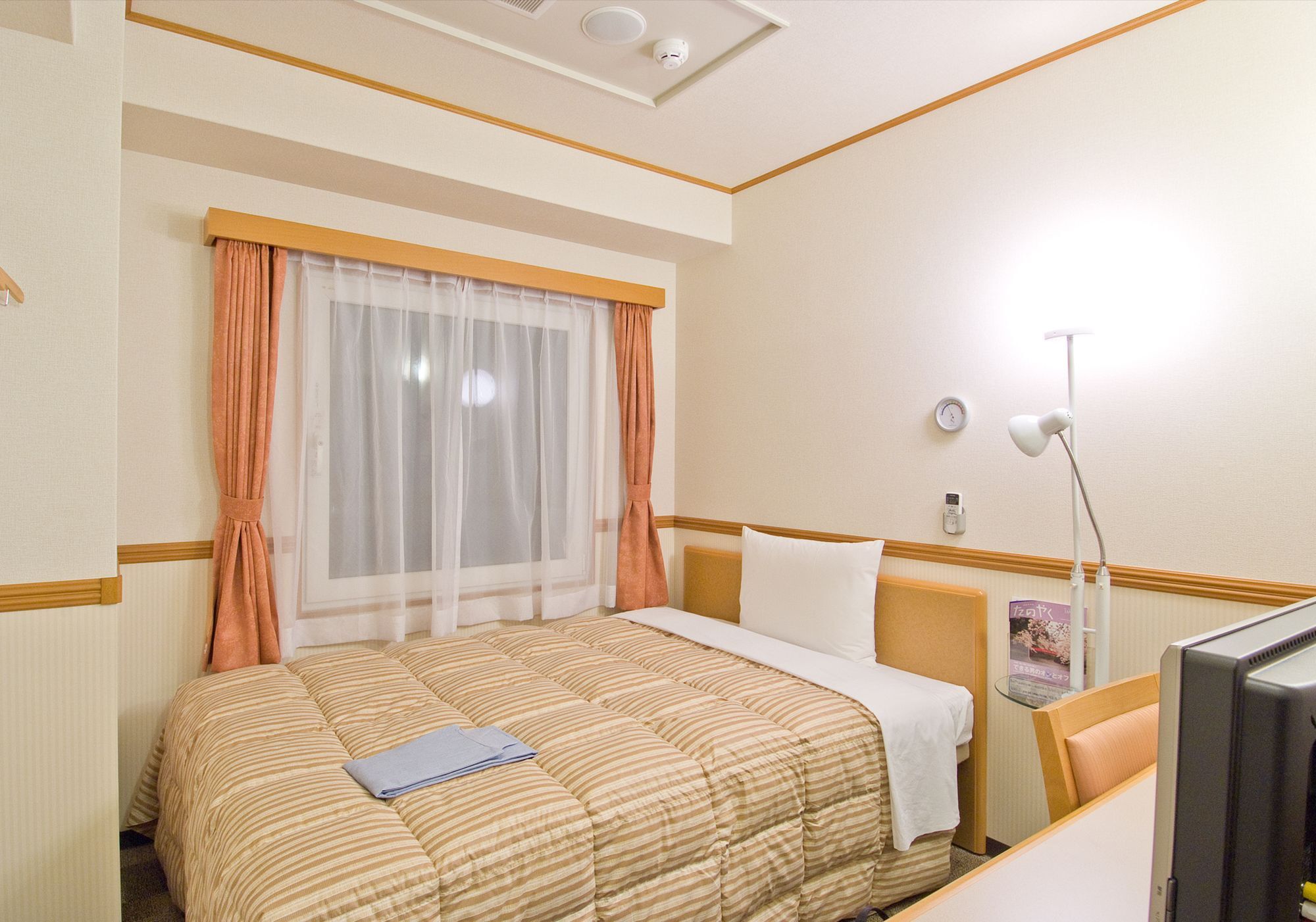 Toyoko Inn Tokyo Shinagawa-Eki Takanawa-Guchi Zewnętrze zdjęcie