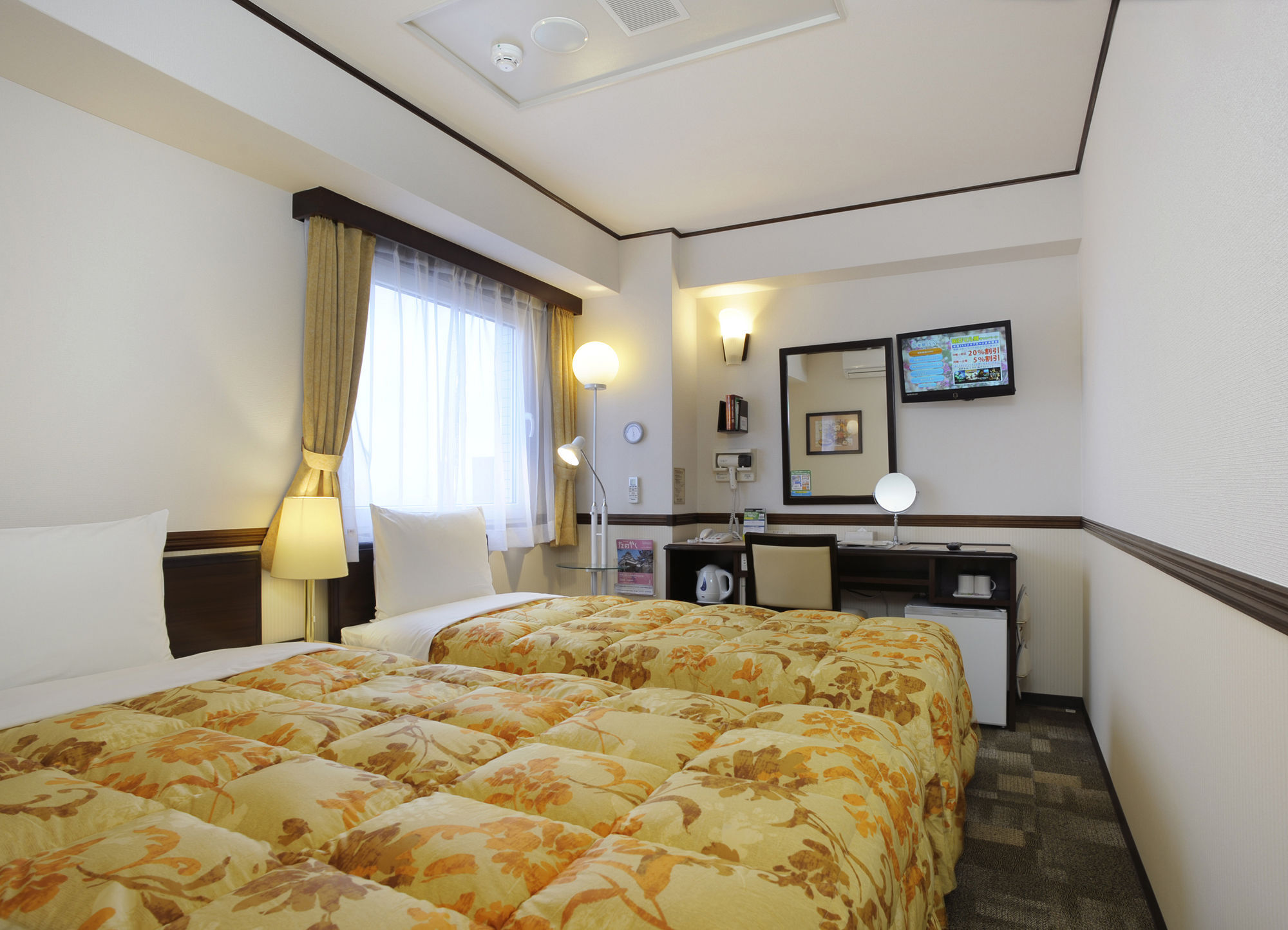 Toyoko Inn Tokyo Shinagawa-Eki Takanawa-Guchi Zewnętrze zdjęcie
