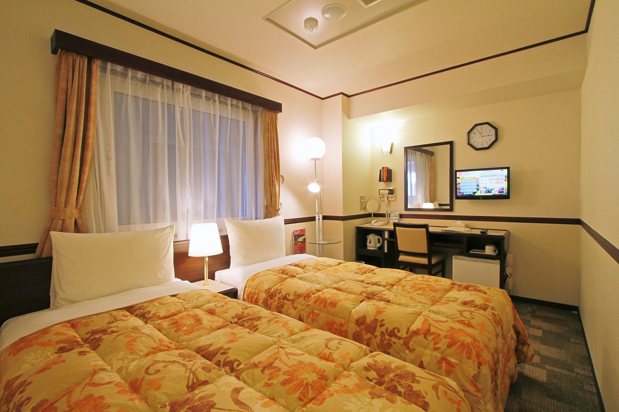 Toyoko Inn Tokyo Shinagawa-Eki Takanawa-Guchi Zewnętrze zdjęcie